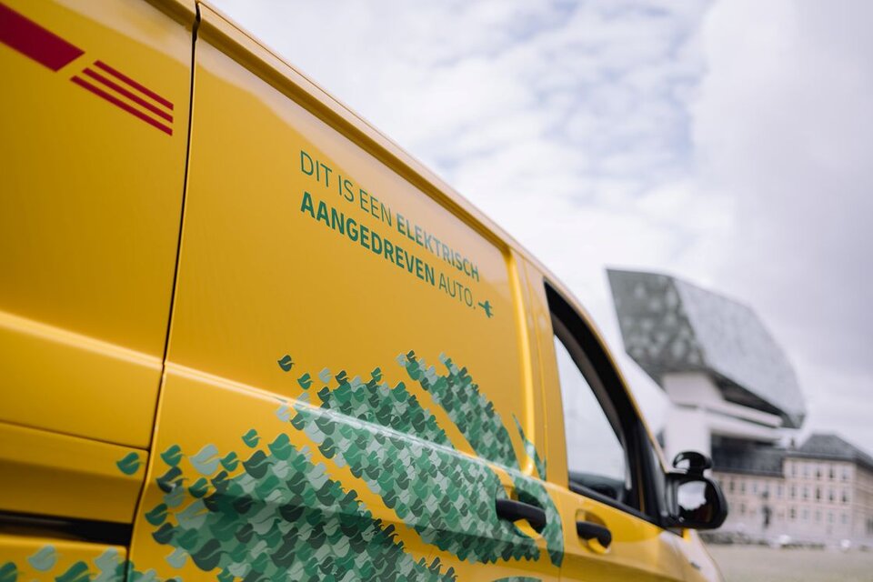 DHL electric van
