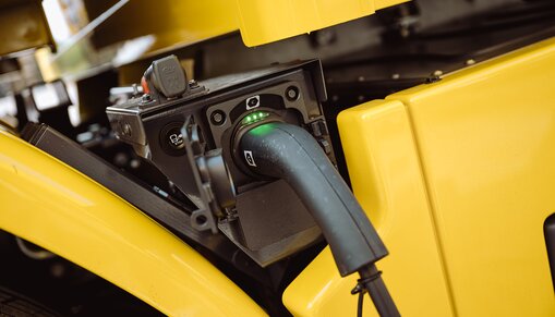 loading electric truck loading electric truck