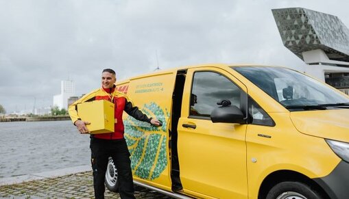 fourgon électrique coursier DHL avec fourgon électrique à Anvers