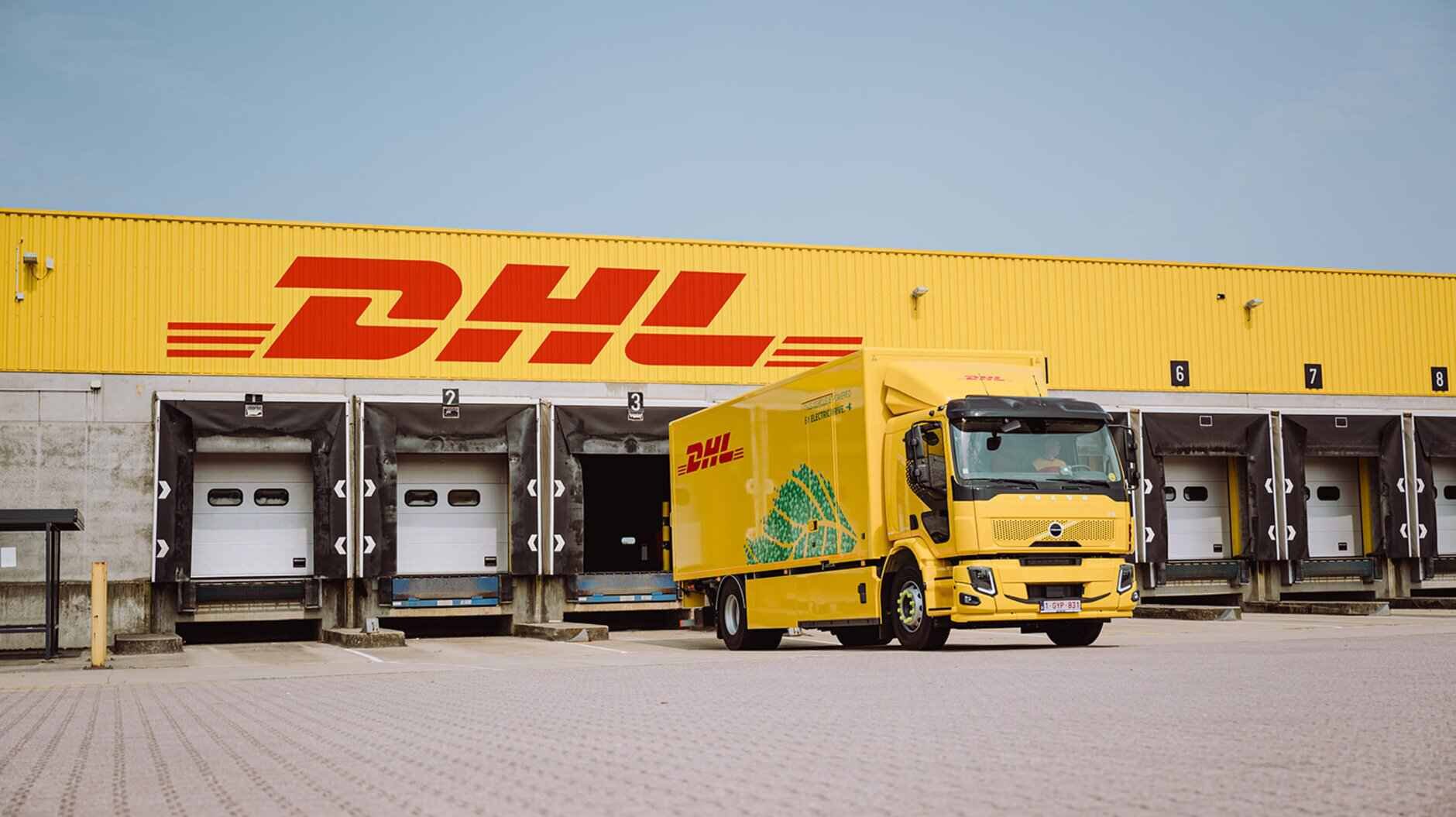 DHL e-truck on RegionHub Oudsbergen